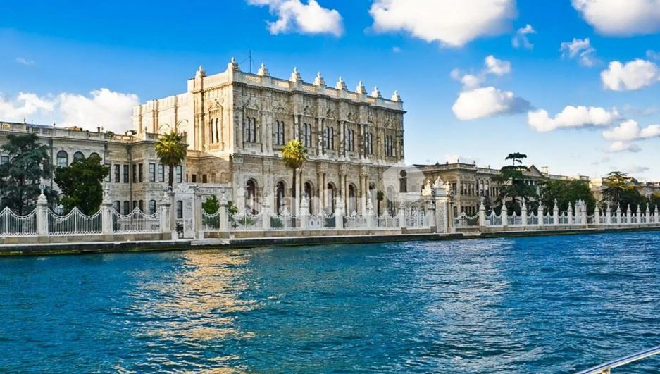 Dolmabahçe Palace